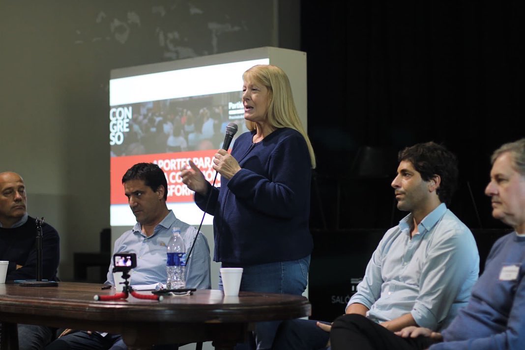 Referentes de la UCR, la Coalición Cívica y el Pro participaron del Congreso del GEN.