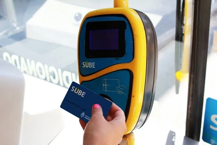 Solo una empresa a nivel nacional se encarga de la producción de la tarjeta SUBE.