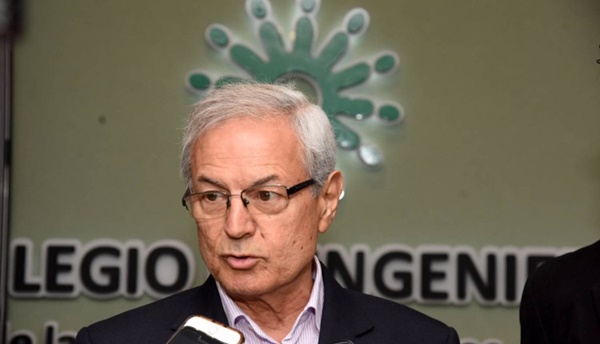El presidente del Colegio de Ingenieros bonaerense, Norberto Beliera, apoyó el proyecto de explotación petrolera.