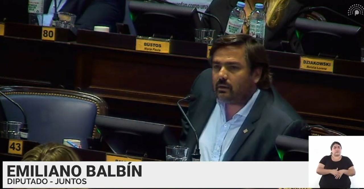 24 de marzo. El diputado del radicalismo Emiliano Balbín fue el primero en salir al cruce de Sotelo. 