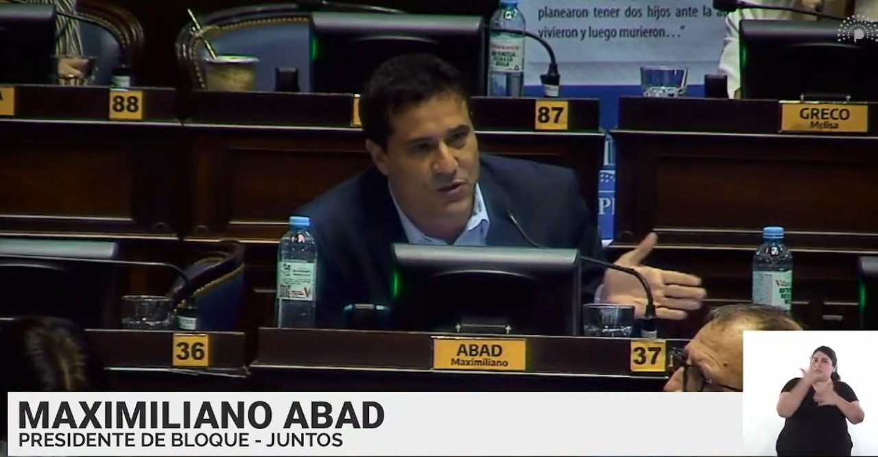 24 de marzo. El presidente del Comité radical de la provincia, Maximiliano Abad, no se la dejó pasar a Sotelo. 