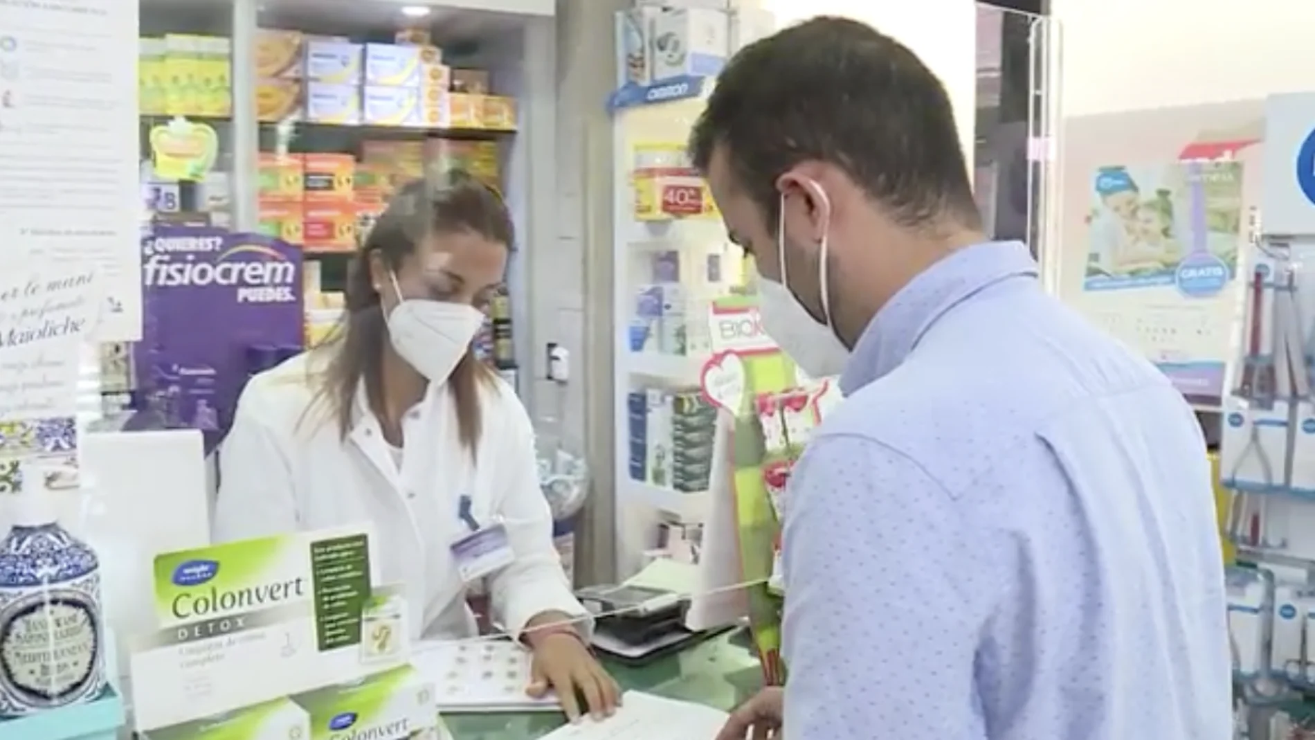 Las farmacias de todo el país vendieron en enero de 2022 más de 19.000 unidades de autotest Covid.