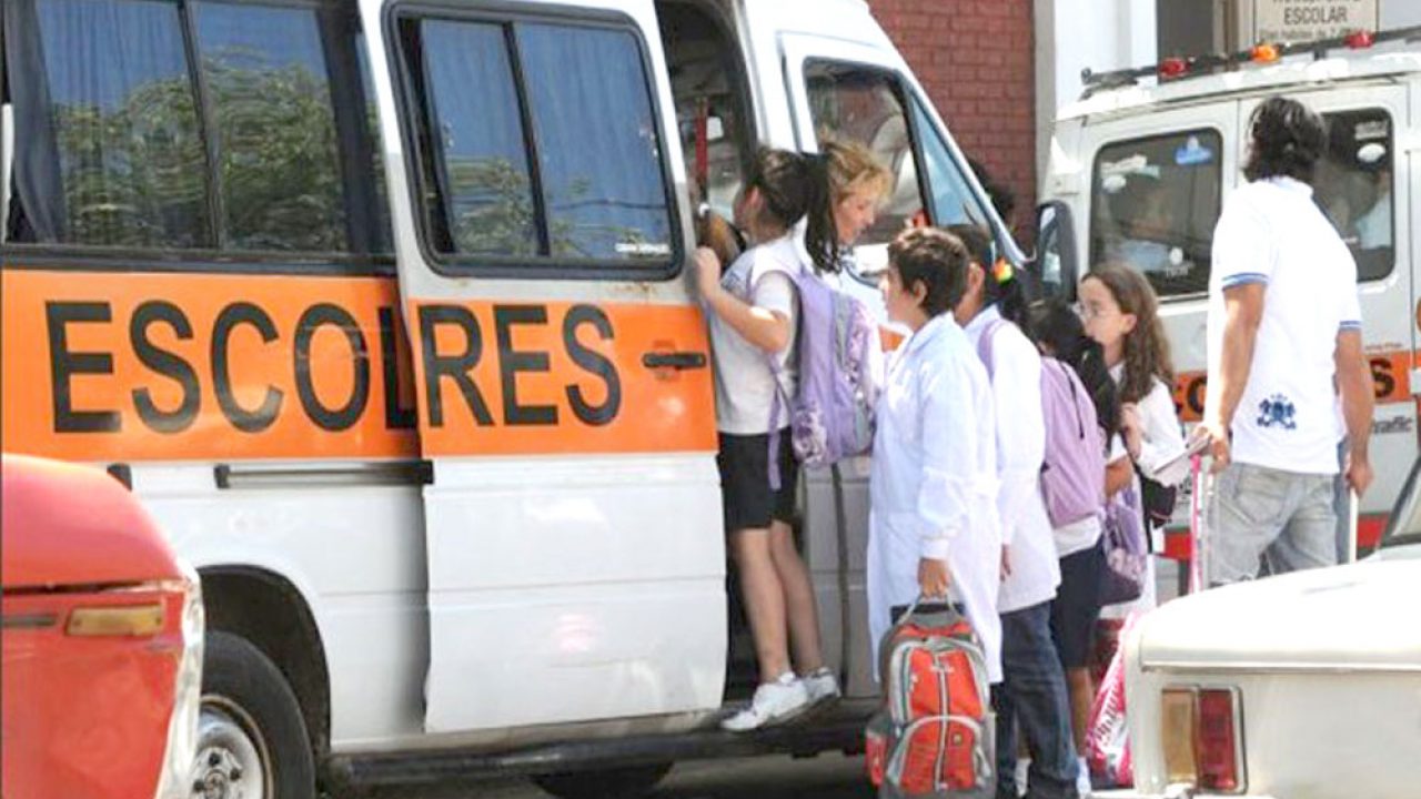 La diputada Zuccari denunció que la Provincia no garantiza el transporte escolar en el interior bonaerense. 