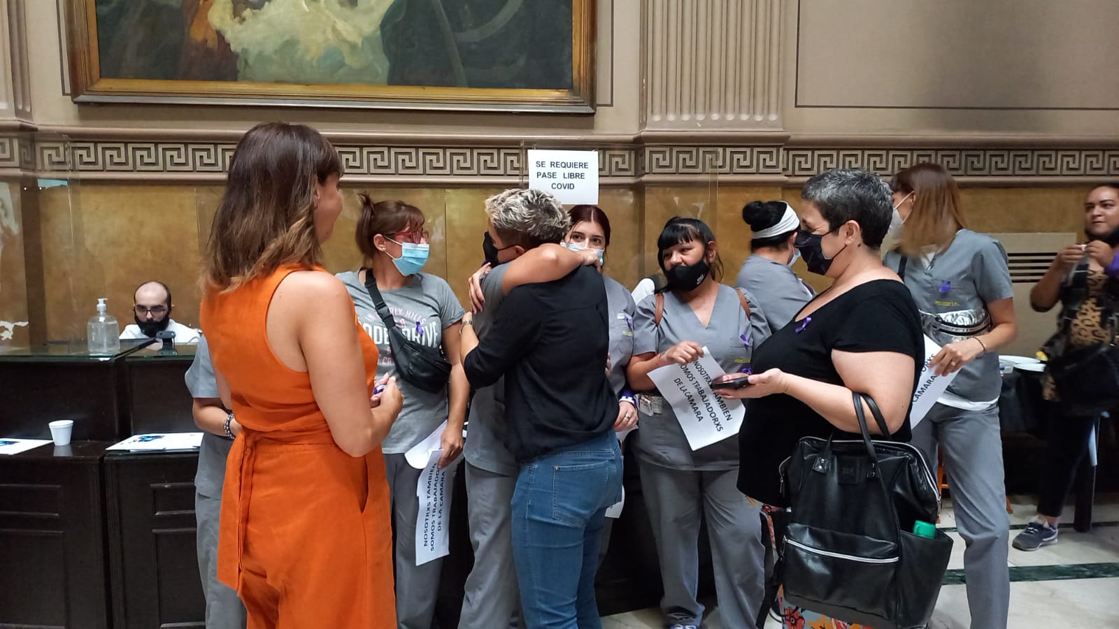 Las trabajadoras de Proveser aprovecharon el 8M para reclamar por sus derechos laborales.