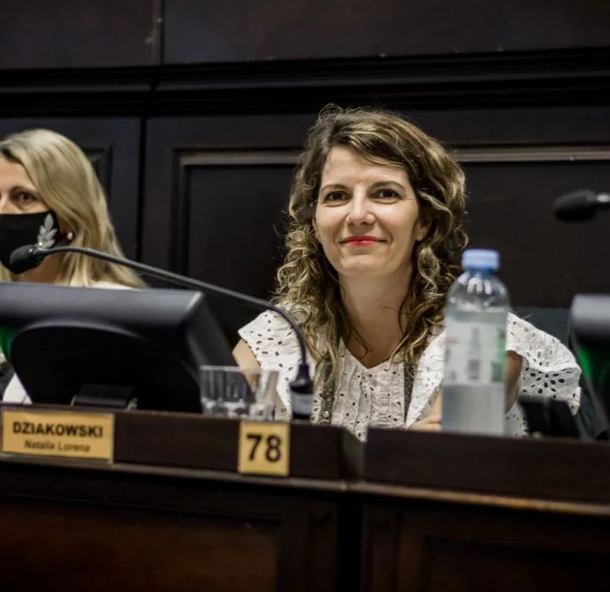 La diputad provincial de Juntos, Natalia Dziakowski.