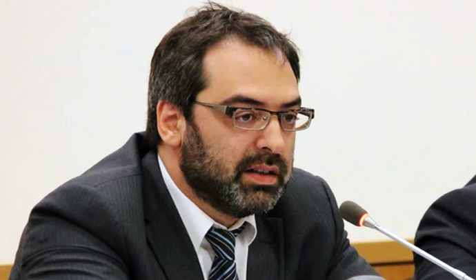 El juez platense, Ernesto Kreplak, rechazó el pedido para que la causa de la mesa judicial bonaerense pase a Comodoro Py