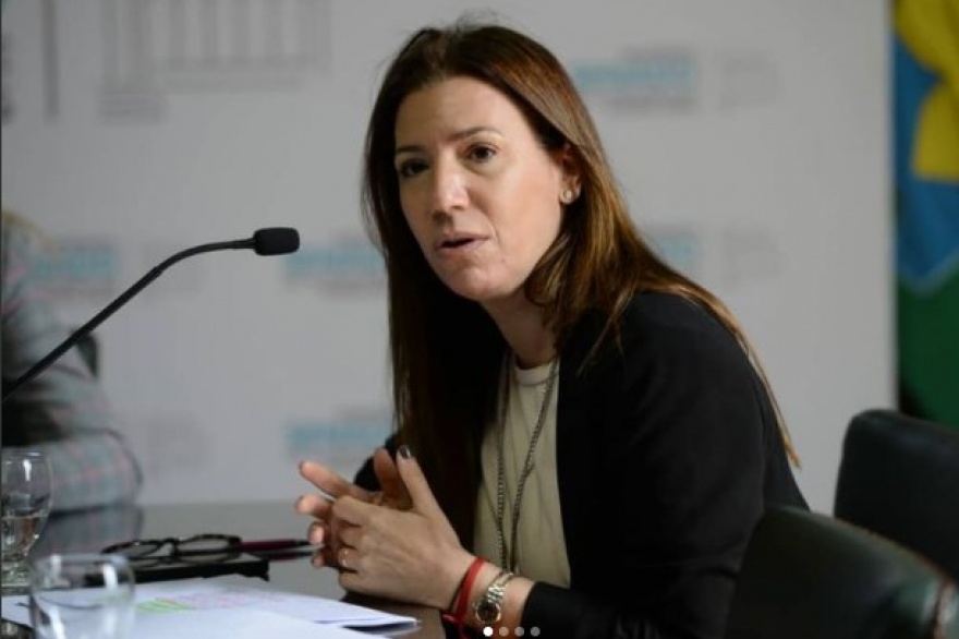La senadora Daniela Reich quiere explicaciones sobre el crecimiento de la planta política de Kicillof.