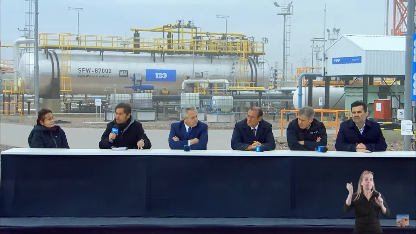 Axel Kicillof y Alberto Fernández compartieron el lanzamiento de la obra del gasoducto central Néstor Kirchner en Vaca Muerta 