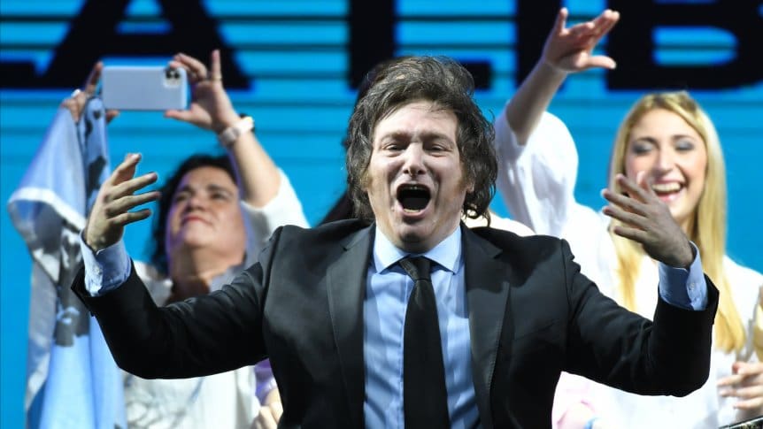 Milei cierra la puerta a integrar Juntos por el Cambio pero invita a Bullrich y Macri a La Libertad Avanza. 
