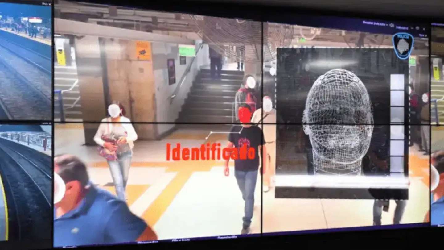 La cantidad anormal de consultas, en base a datos biométricos, fue lo que alertó a la Justicia de CABA.