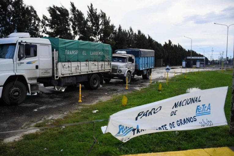 Los transportistas de granos lograron aumentar la tarifa de referencia de los fletes.