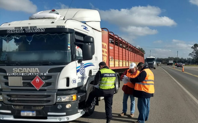 Durante Semana Santa, la dirección de Vialidad limitará la circulación de camiones con carga de más de siete toneladas de porte bruto.