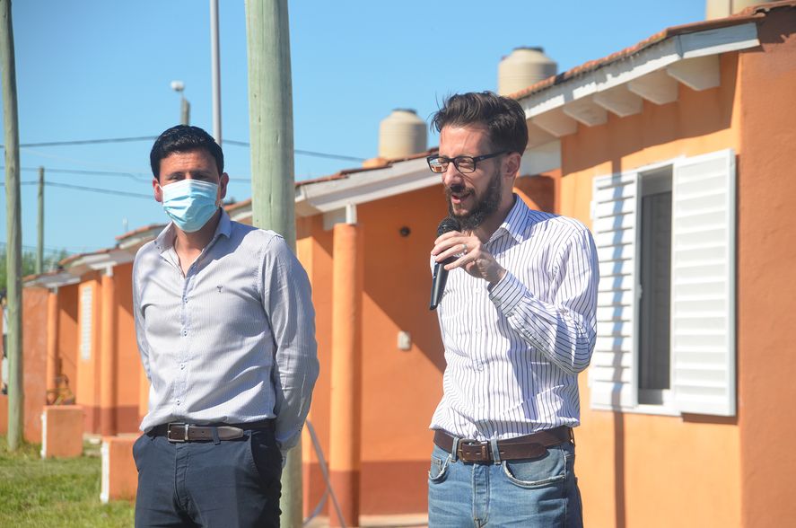 El ministro de Hábitat y Desarrollo Urbano, Agustín Simone. 