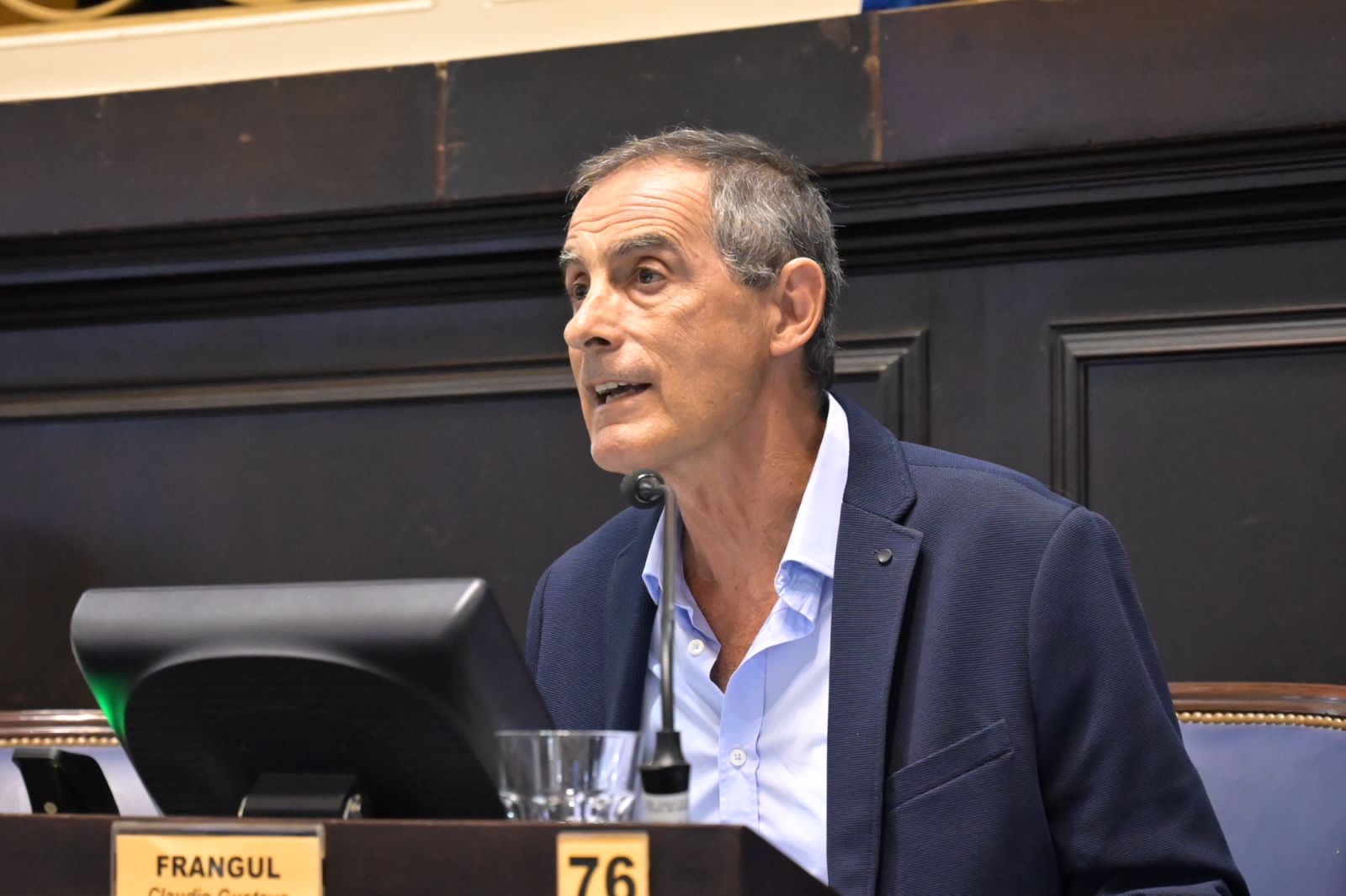 El diputado radical Claudio Frangul pidió "un plan coherente que respete las instituciones".   