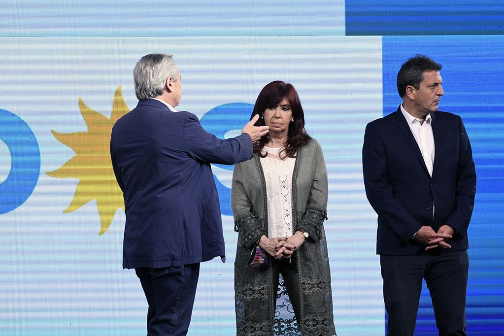 Buena parte de la oposición con banca en la Legislatura bonaerense se mantuvo cauta frente la designación de Massa. Las críticas de lilitos, referentes amarillos, libertarios y la izquierda en redes sociales.