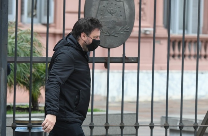 leandro santoro massa El diputado nacional del Frente de Todos, Leandro Santoro, se mostró de acuerdo con la posible inclusión de Massa en el Ejecutivo. "Era necesario un reordenamiento del Gobierno", afirmó.