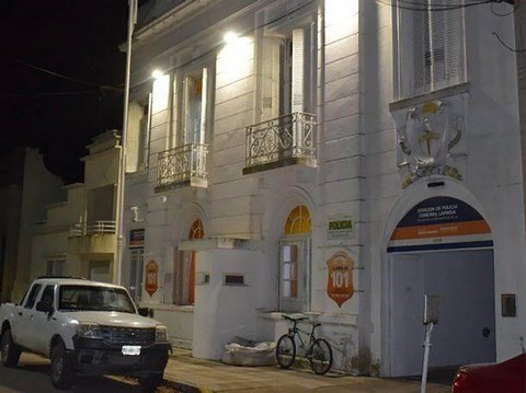 Los 5 policías de Laprida involucrados en el crimen de Daiana Abregú fueron detenidos. 