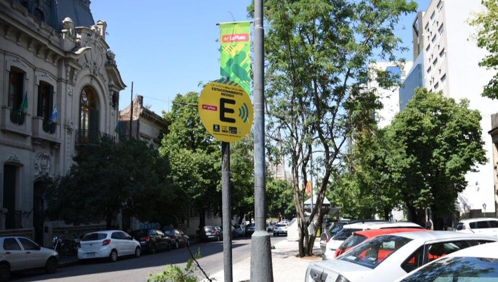 El sistema de estacionamiento medido aumentó sus precios a partir de este lunes.