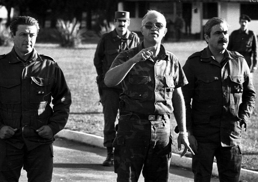 Aldo Rico durante el levantamiento militar carapintada acontecido durante el gobierno de Raúl Alfonsín.