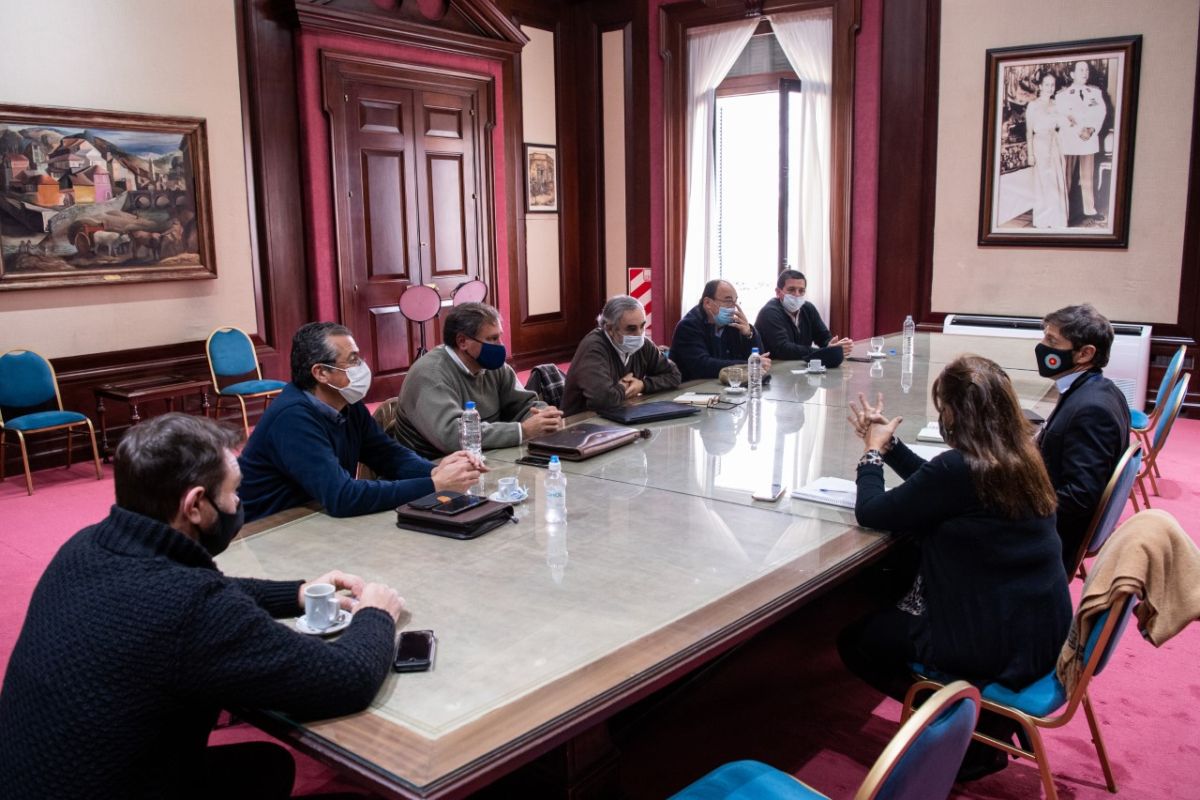 Kicillof le planteó a los intendentes radicales tener un “diálogo permanente”.
