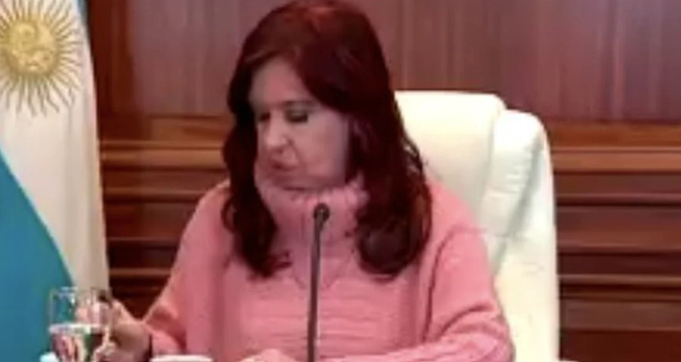 El alegato del representante de la UIF fue seguido por la Vicepresidenta y el resto de los acusados a través de la plataforma Zoom.