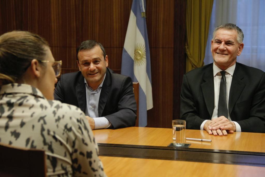 Mara Ruiz Malec fue recibida por el titular de la Administración Federal de Ingresos Públicos (AFIP), Carlos Castagneto.