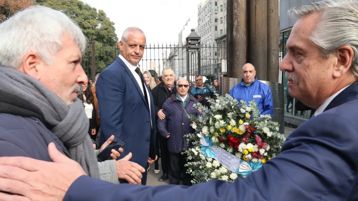 El presidente Alberto Fernández consideró que con el bombardeo a Plaza de Mayo comenzó la violencia política en la Argentina.