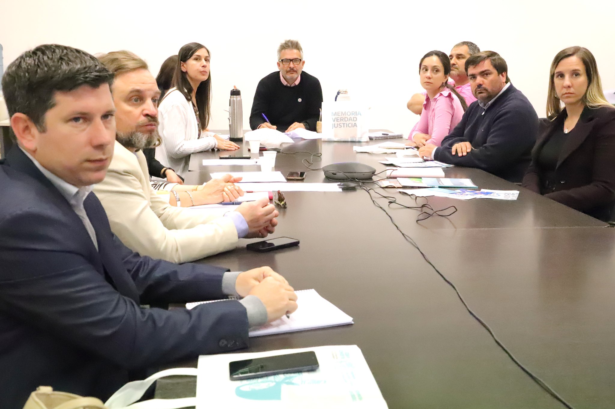 Los diputados de las comisiones de Educación y Derechos Humanos junto a Matías Moreno.