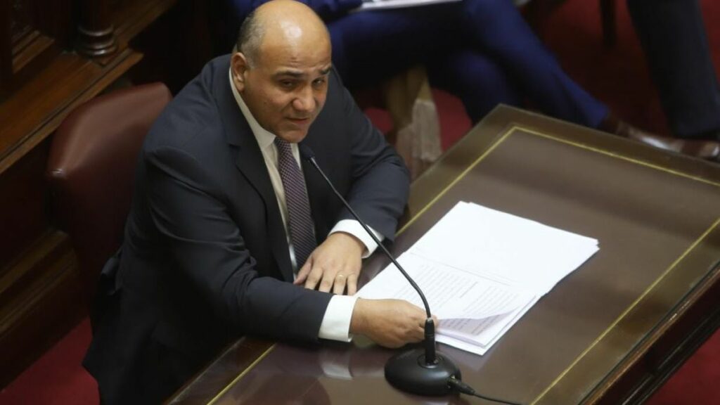 El jefe de Gabinete renunciaría a la jefatura de Gabinete en febrero, aunque desde el Gobierno aseguran que su salida aún no tiene fecha.