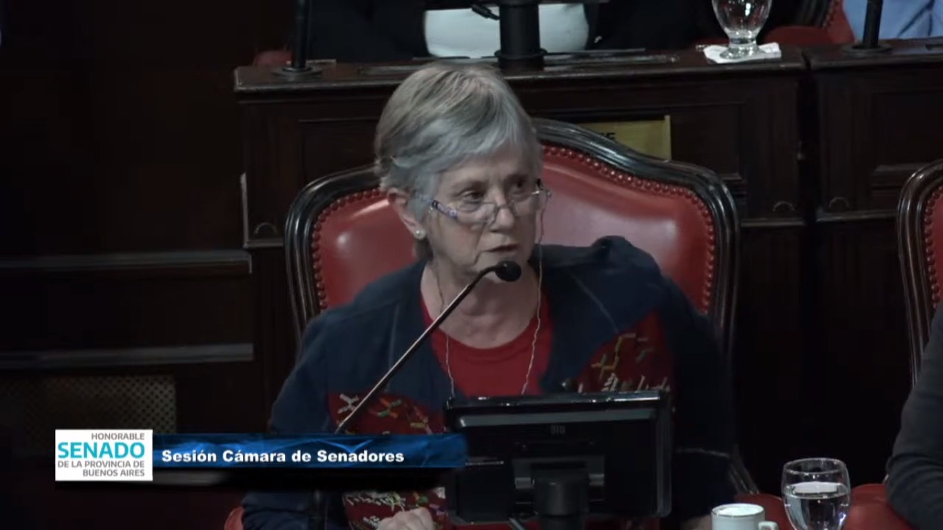 Maria Reigada advirtió que "la violencia no es el camino para dirimir las diferencias políticas".