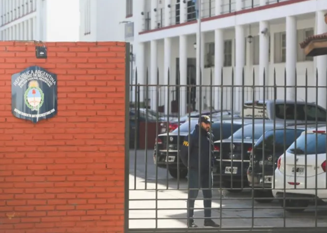 Fernando Sabag Montiel, el detenido por el atentado a Cristina Kirchner, se negó a comparecer ante la magistrada a cargo de la causa, María Eugenia Capuchetti.