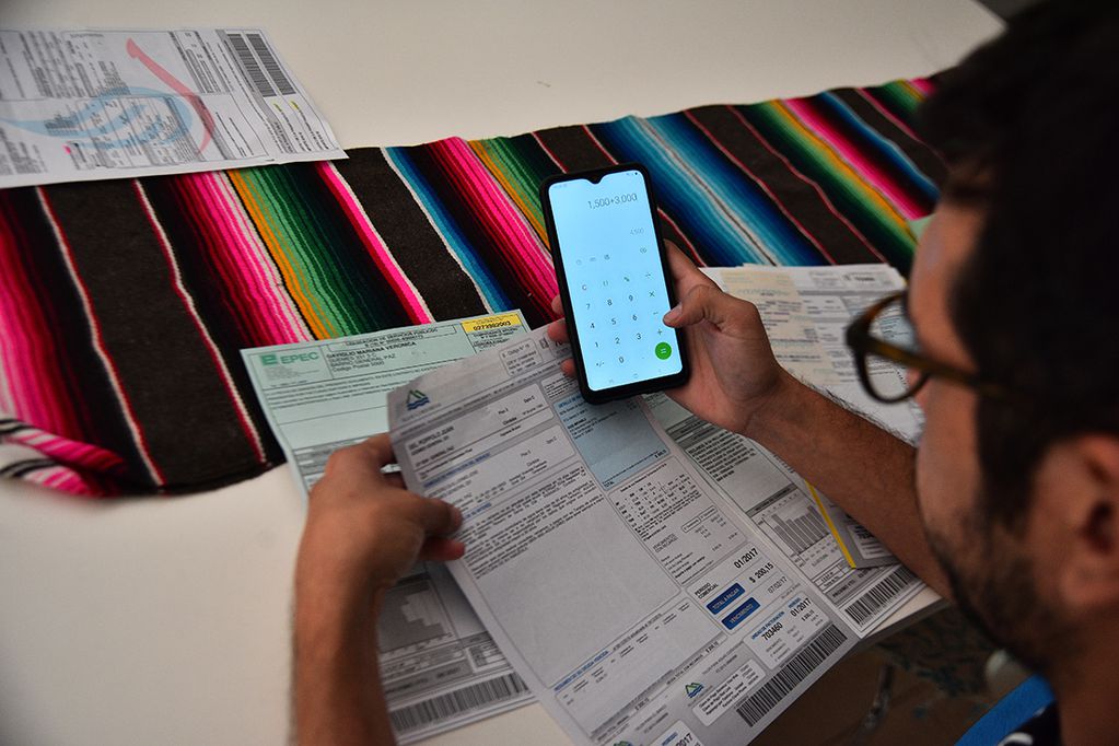 Unos 5,9 millones de usuarios afrontarán un aumento de luz y gas por la puesta en marcha de la segmentación de tarifas.