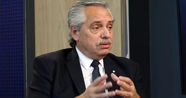 El presidente Alberto Fernández dijo que se bajaría de la reelección sólo “si es necesario para ganar”.