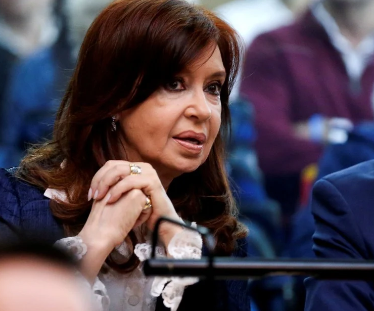 La querella de Cristina Kirchner presentó un recurso de reposición ante el juzgado de María Eugenia Capuchetti que investiga la charla de Milman en la que se habría anticipado el atentado.