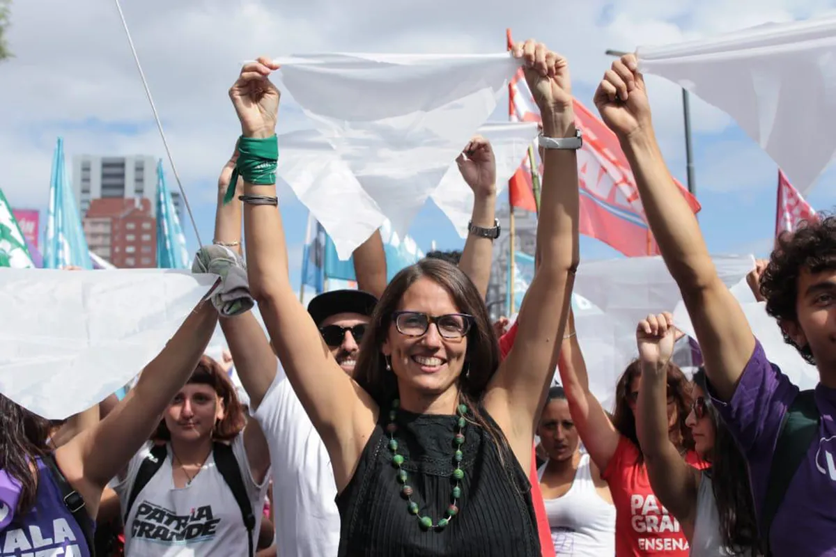 La exministra de las Mujeres, Elizabeth Gómez Alcorta, es una gran defensora de los derechos humanos.