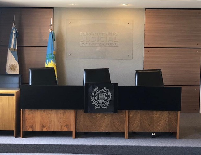 El gobernador Axel Kicillof giró al Senado bonaerense otra veitena de pliegos judiciales para cubrir vacantes en tribunales de la provincia de Buenos Aires. Los detalles.