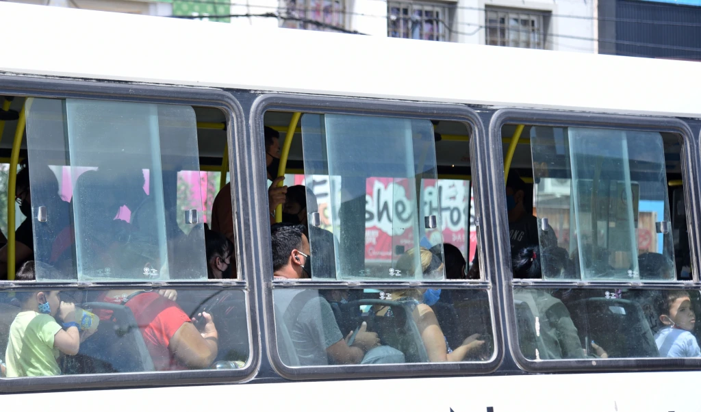 El ministro de Transporte de la Nación, Alexis Guerrera, confirmó que el transporte público aumentará cerca de un 40%.