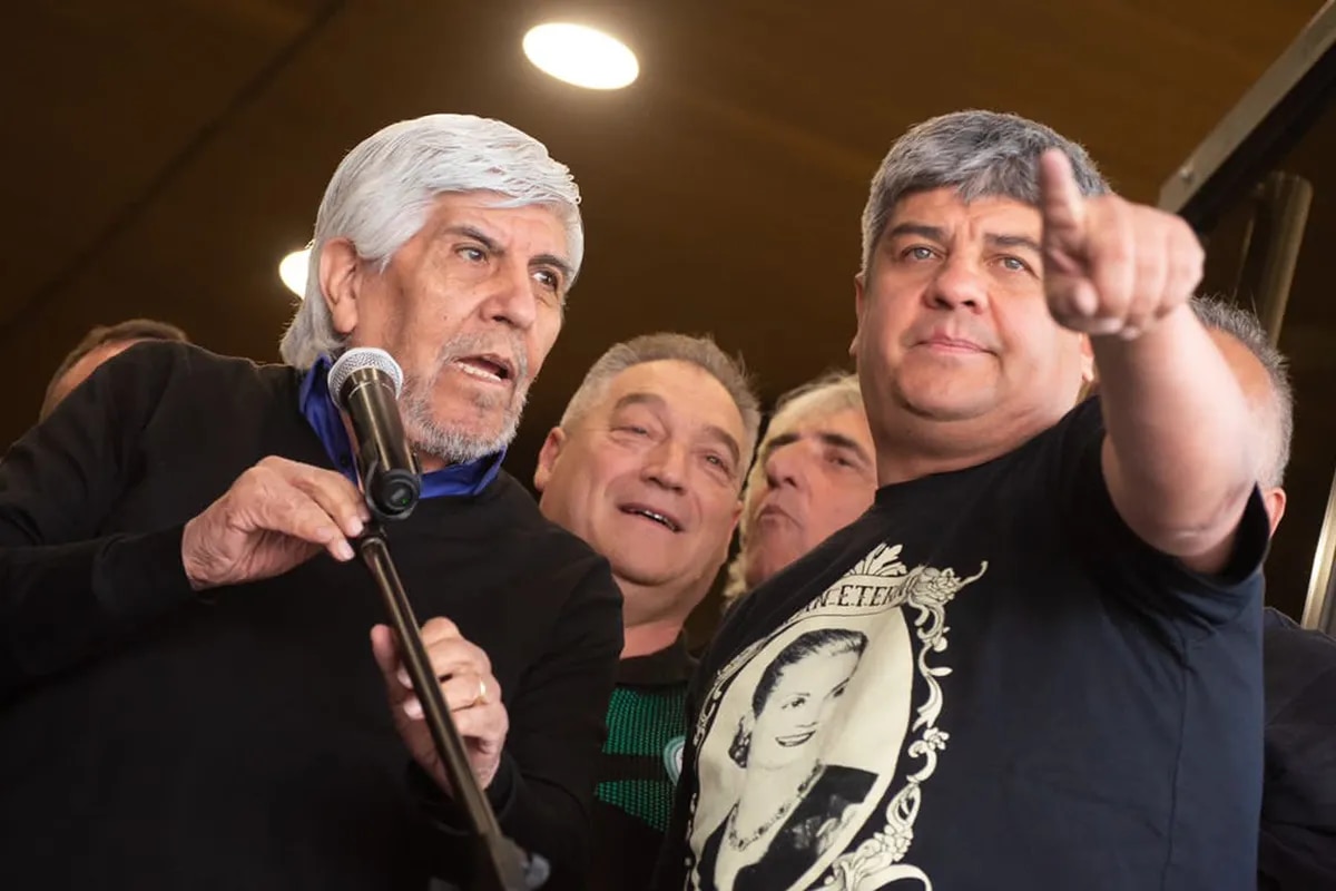 El sindicato de Camioneros, que encabezan Hugo y Pablo Moyano, reabrió este martes su paritaria con un pedido de aumento de 130%.