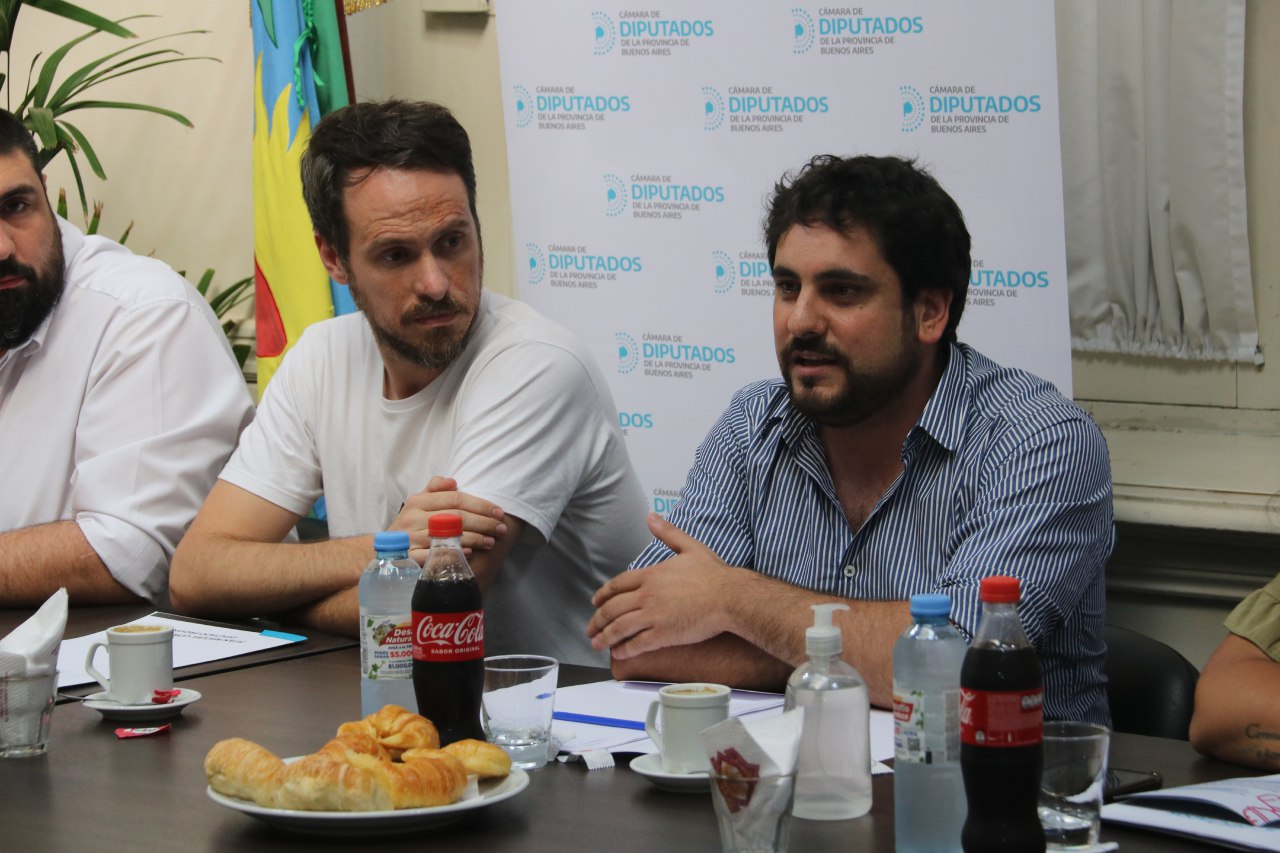 El diputado bonaerense del Frente de Todos, Juan Miguel Gómez Parodi, presentó el proyecto de ley de empresariado joven.