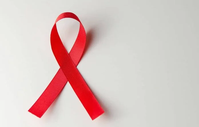 Día Internacional del VIH. Las autoridades sanitarias recomiendan el autocuidado y la prevención combinada. 
