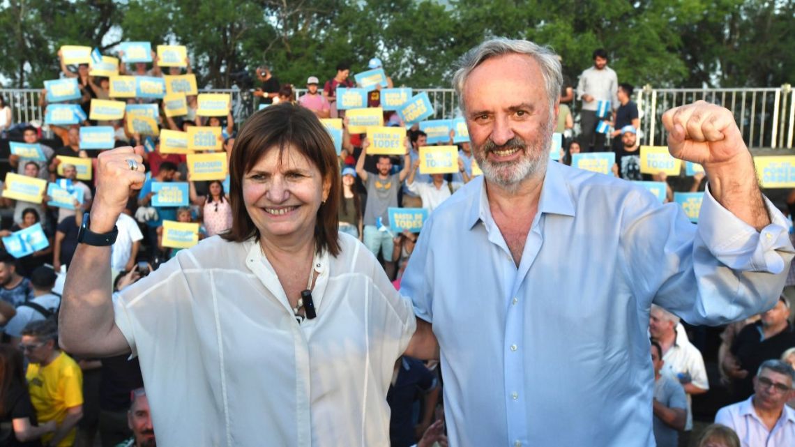 El senador bonaerense de Juntos, Joaquín de la Torre, se encuentra bajo el ala de la titular del PRO, Patricia Bullrich.