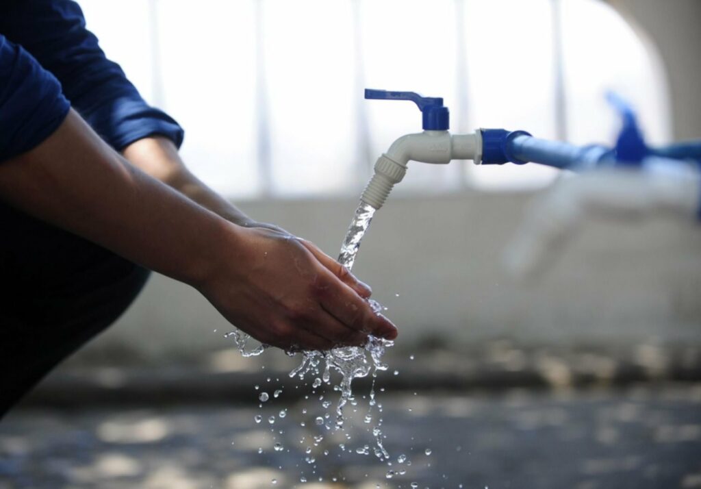 ABSA anuncia obras de reparaciones para este martes que dejarán sin agua a los vecinos de La Plata.