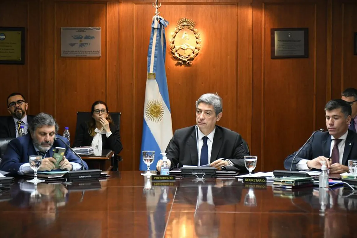 Esta semana es clave por la expectativa que genera la actitud que tomará la Corte Suprema de Justicia nacional cuando tome la decisión de aceptar o no al senador nacional del Frente de Todos, Martín Doñate, en el Consejo de la Magistratura.