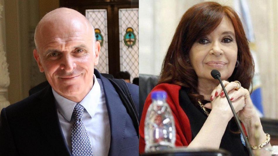 El diputado nacional de Avanza Libertad, José Luis Espert, denunció penalmente a la vicepresidenta Cristina Kirchner y a varios legisladores.