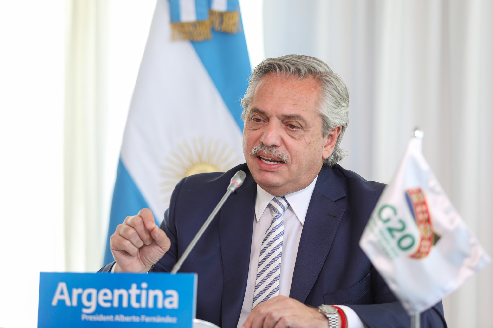 El presidente de la Nación, Alberto Fernández, partió hacia Indonesia para participar de la Cumbre de Líderes del G-20 en la ciudad de Bali.
