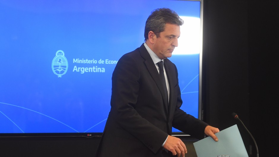 A causa de la sequía, la Bolsa de Cereales de la Buenos Aires recortó en 1,2 millones de toneladas la producción de trigo.
