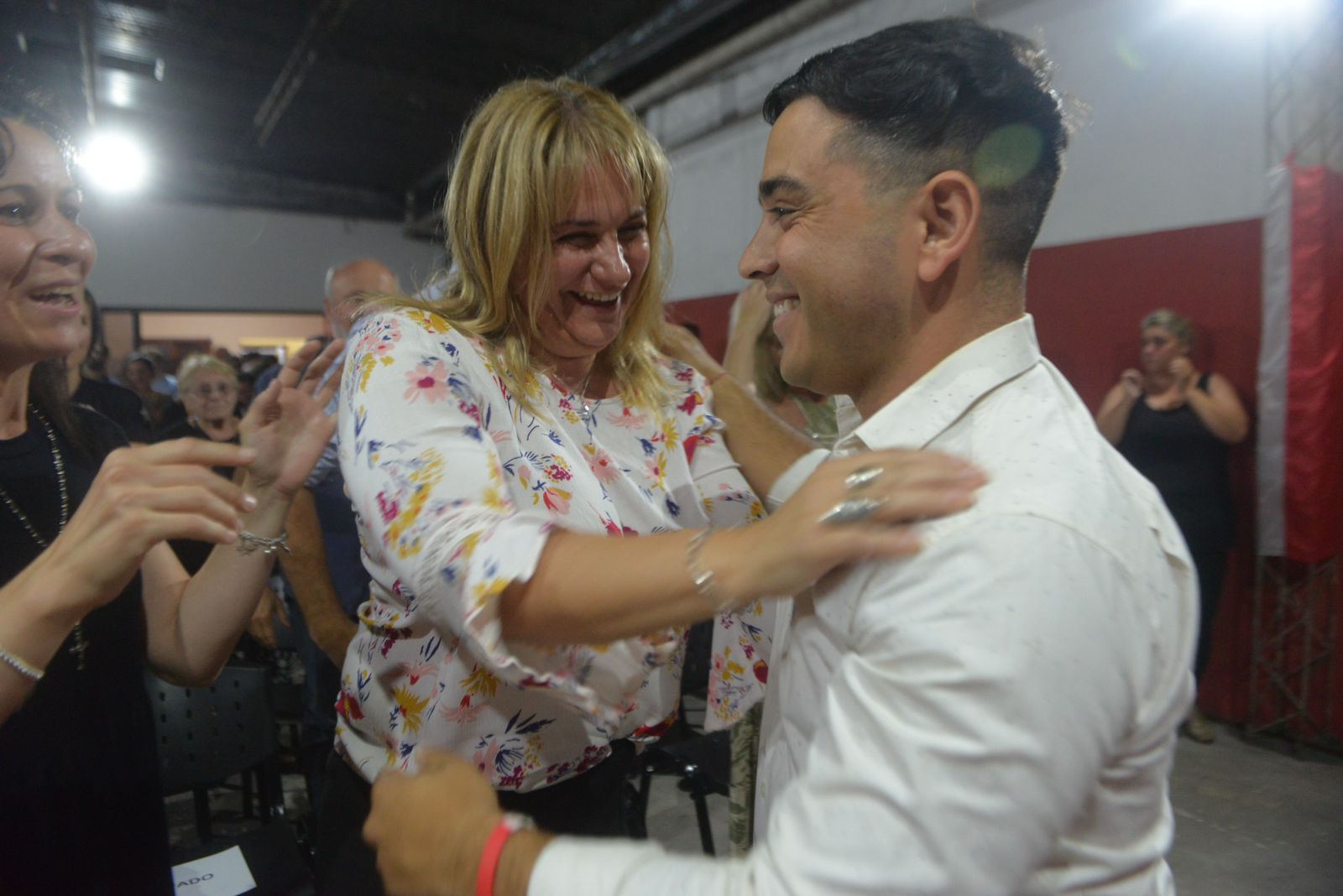 Revilla llevó el respaldo del Comité Provincia de la UCR a Berisso. 