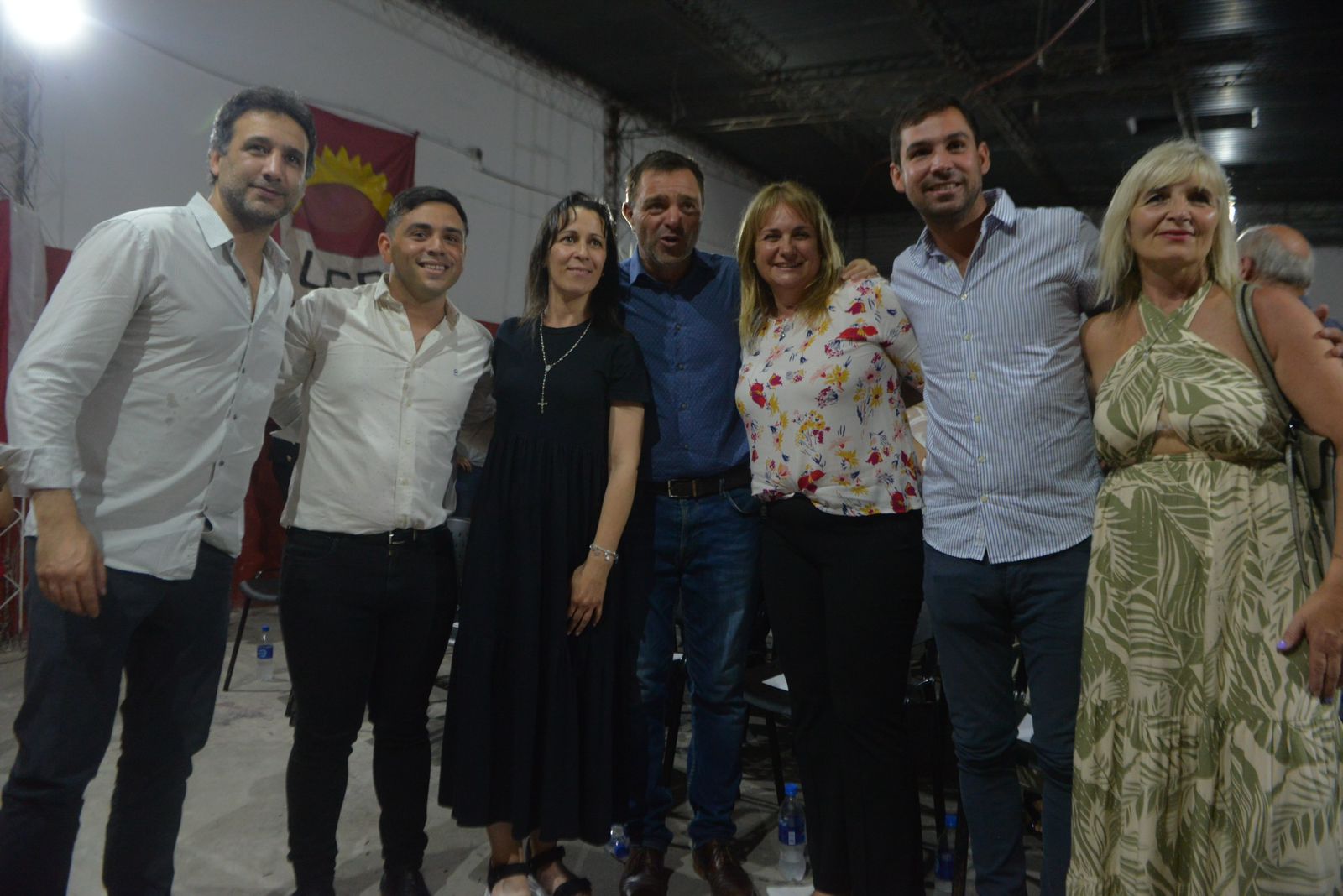 La dirigencia radical llegó hasta Berisso para respaldar a Nanni. 