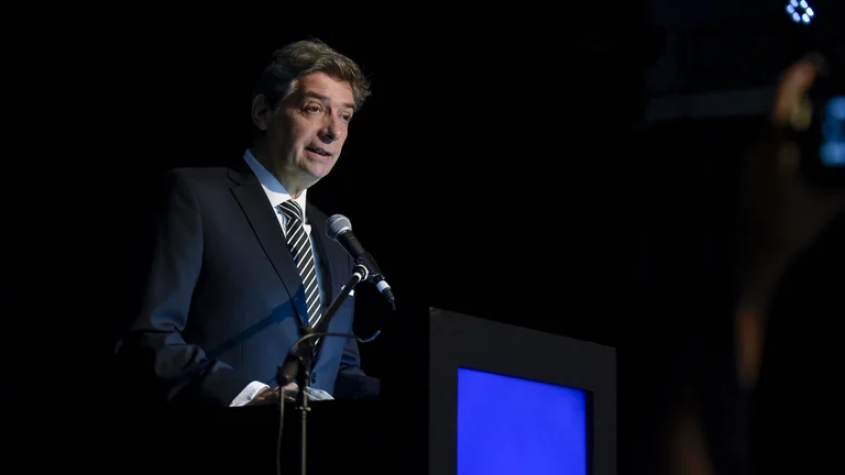 El presidente de la Corte Suprema de Justicia, Horacio Rosatti, disertó anoche ante jueces, fiscales y defensores.
