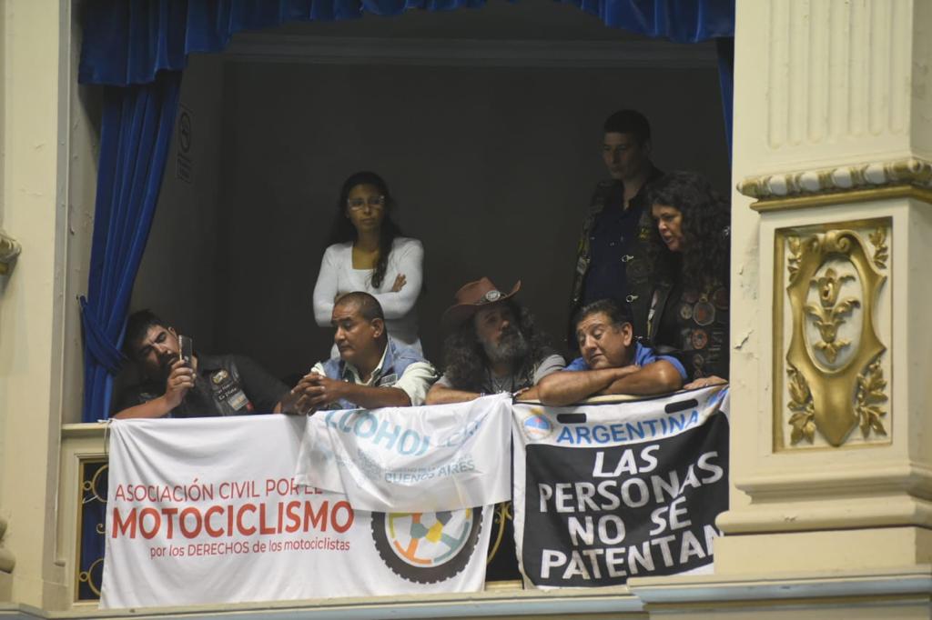 Los familiares de víctimas de siniestros viales criticaron la dilatación de la votación del proyecto de ley de alcohol cero.